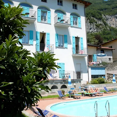 Lejlighedshotel Celeste View 4*