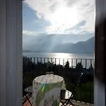 Celeste View Апарт-отель Меццегра