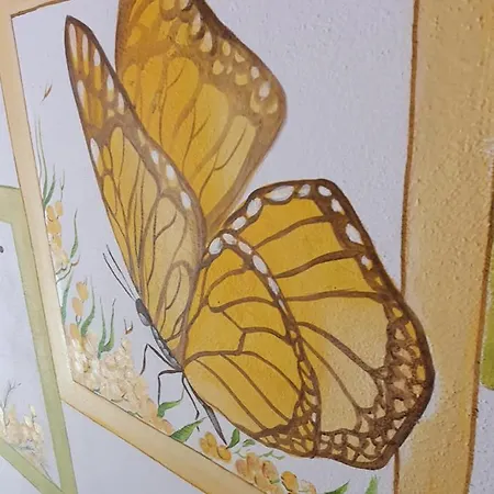 Celeste アパートホテル Mezzegra