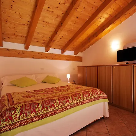 Celeste Apartmanhotel