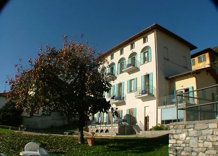 Celeste View Меццегра