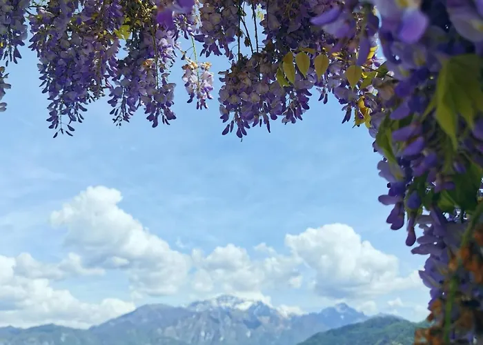 Celeste View Меццегра